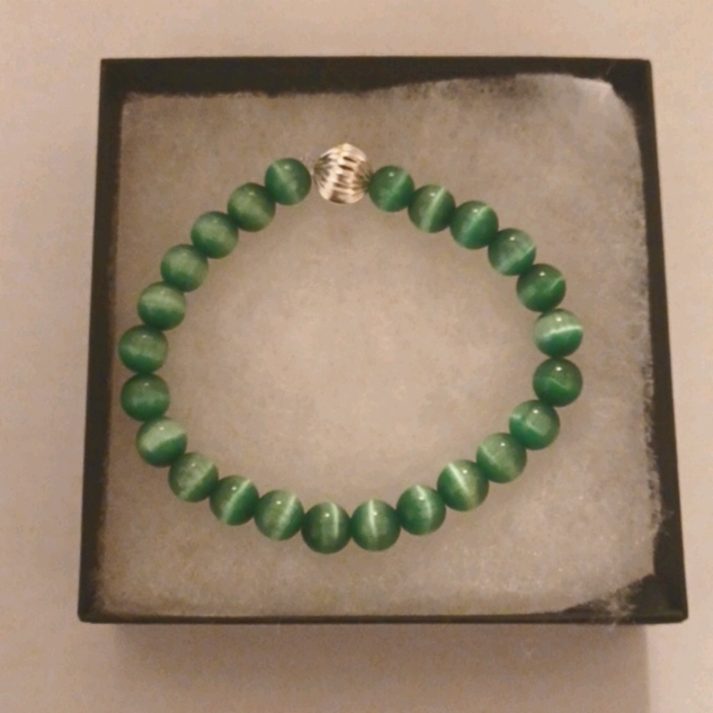 Wisconsin Green Cat Eye Stone Bracelet